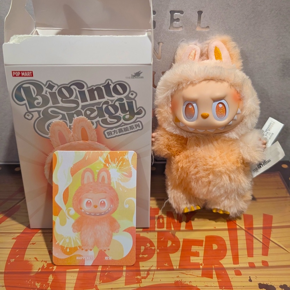 Pop Mart Big into Energy blind box vinyl face plush labubu “Happiness”